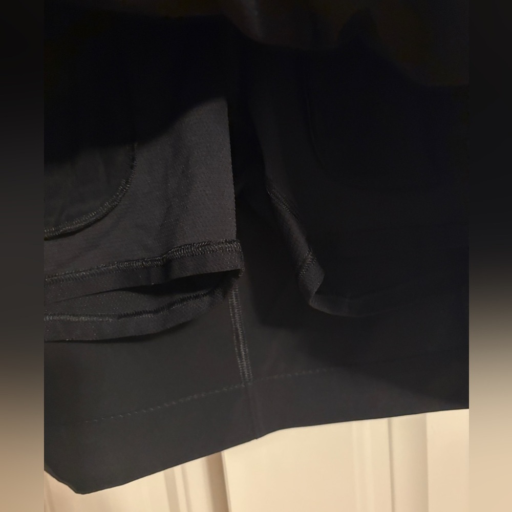 Athleta SoHo Skirt size 10 black - Picture 3 of 4